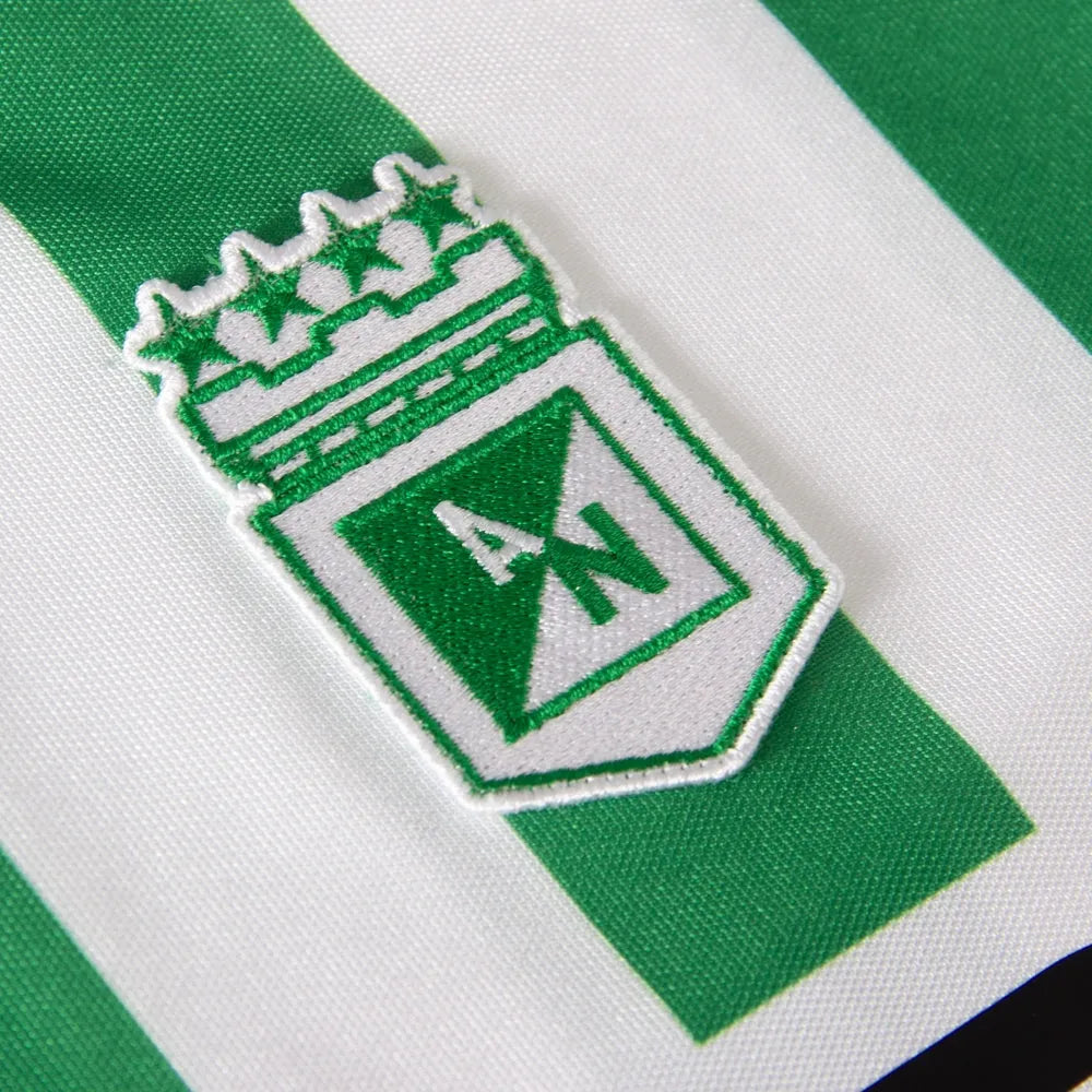 Green - White